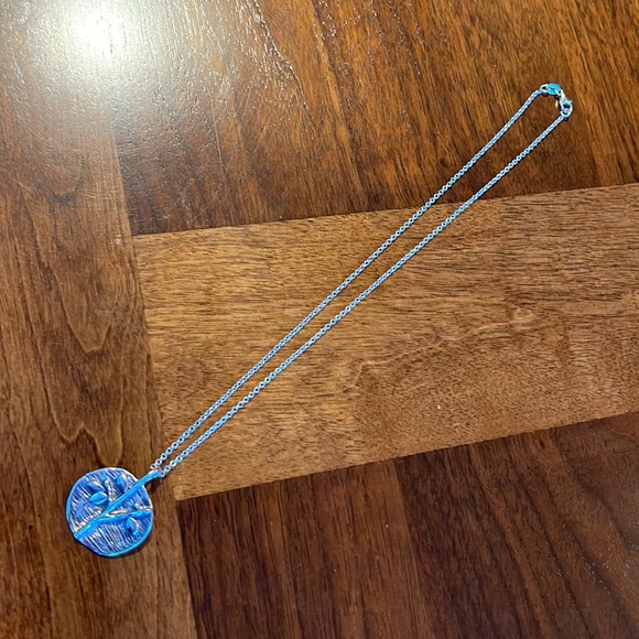 BEAUTIFUL STERLING SILVER OLIVE TREE OF LIFE NECKLACE - Picture 2 of 4